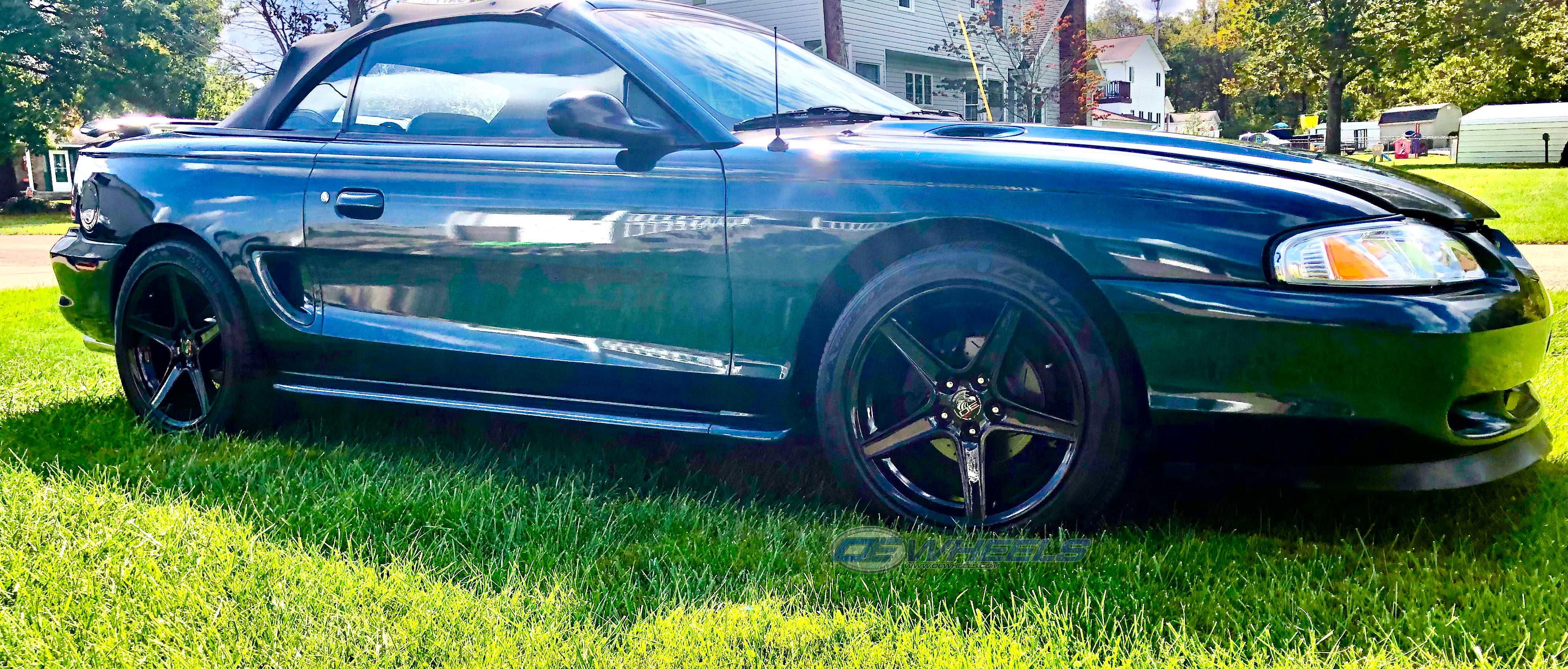 OE Wheels FR06B-18090-5450-24B 18" Replica FR06B fits Ford Mustang Saleen Black