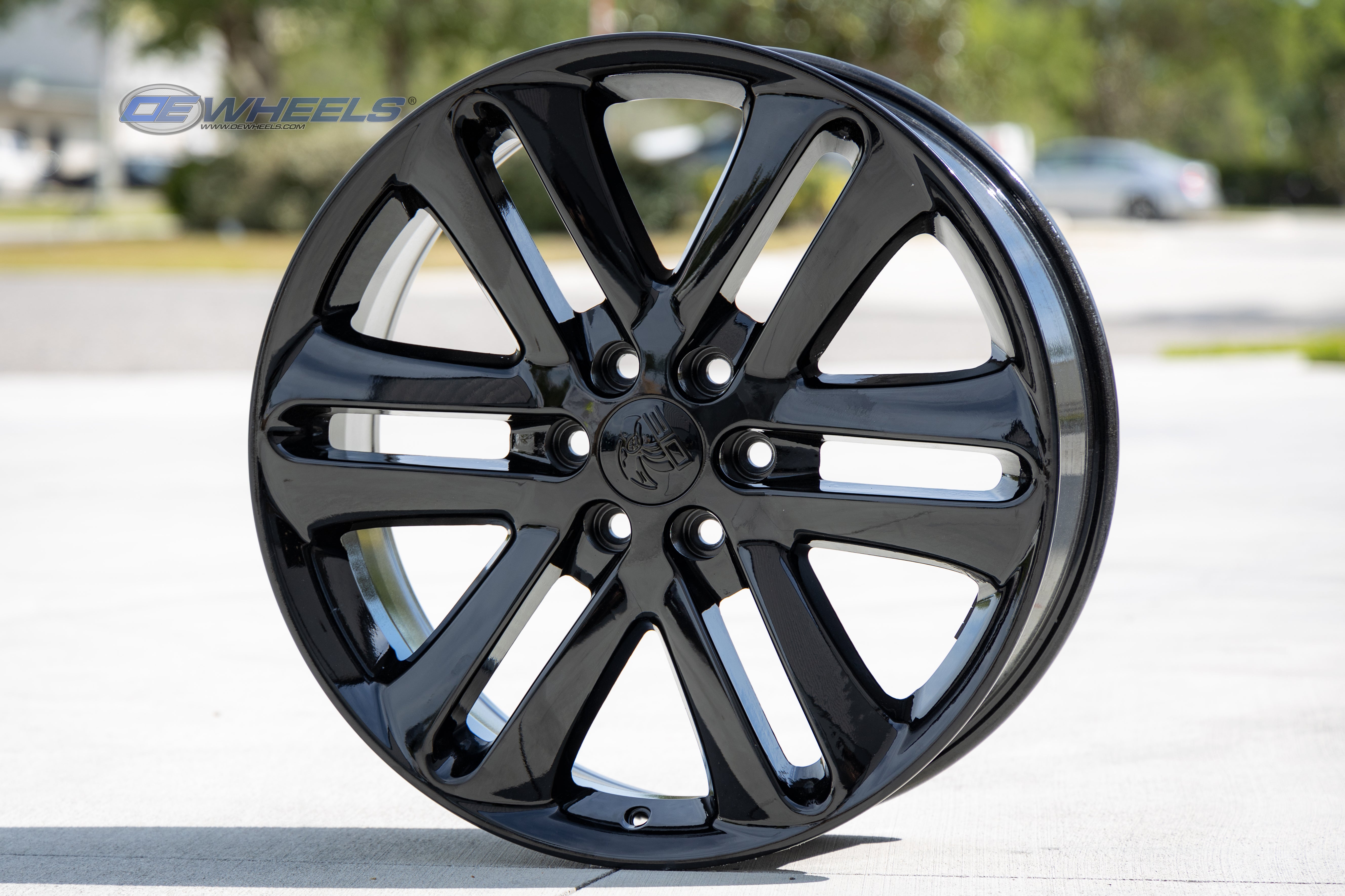 OE Wheels FR76-22090-6135-44B 22" Replica FR76 fits Ford F150 22x9 Gloss Black