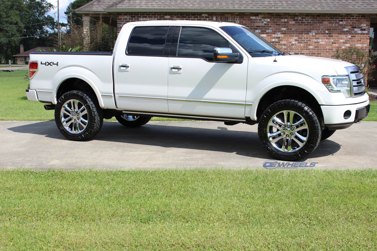OE Wheels FR76-22090-6135-44C 22" Replica FR76 fits Ford F150 22x9 Chrome