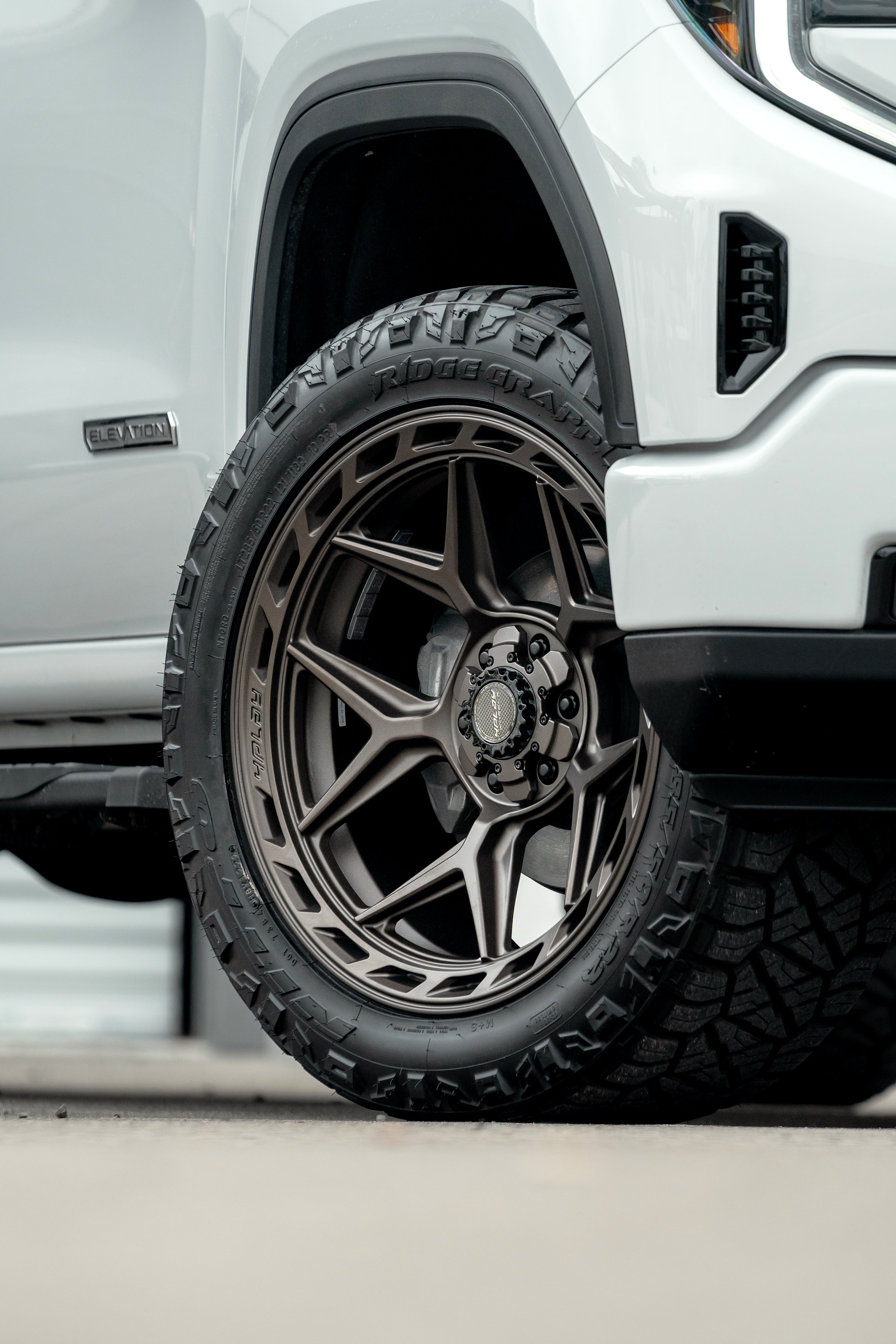 4PLAY 4P55-20100-6D55-18BR Gen3 20x10 6x135mm & 6x5.5" -18et in Bronze