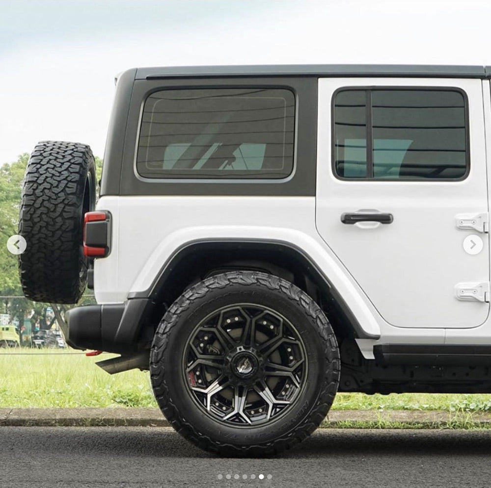 4PLAY 4P80R-20100-5D55-24BBT Gen2 20x10 5x5" & 5x5.5" -24et in Brushed Black