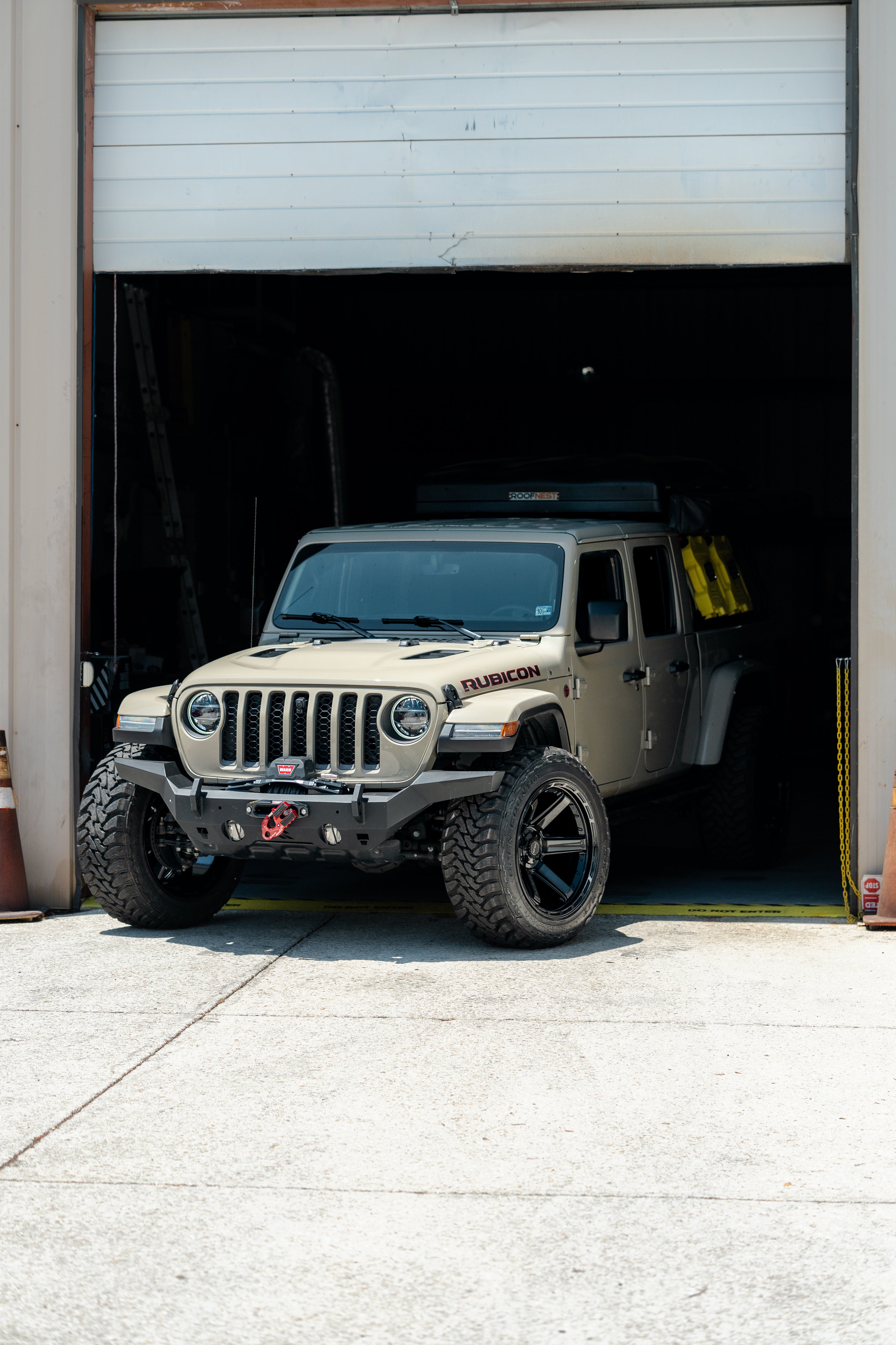 4PLAY 4P63-22120-5D55-44BBT Gen3 22x12 5x5" & 5x5.5" -44et in Brushed Black