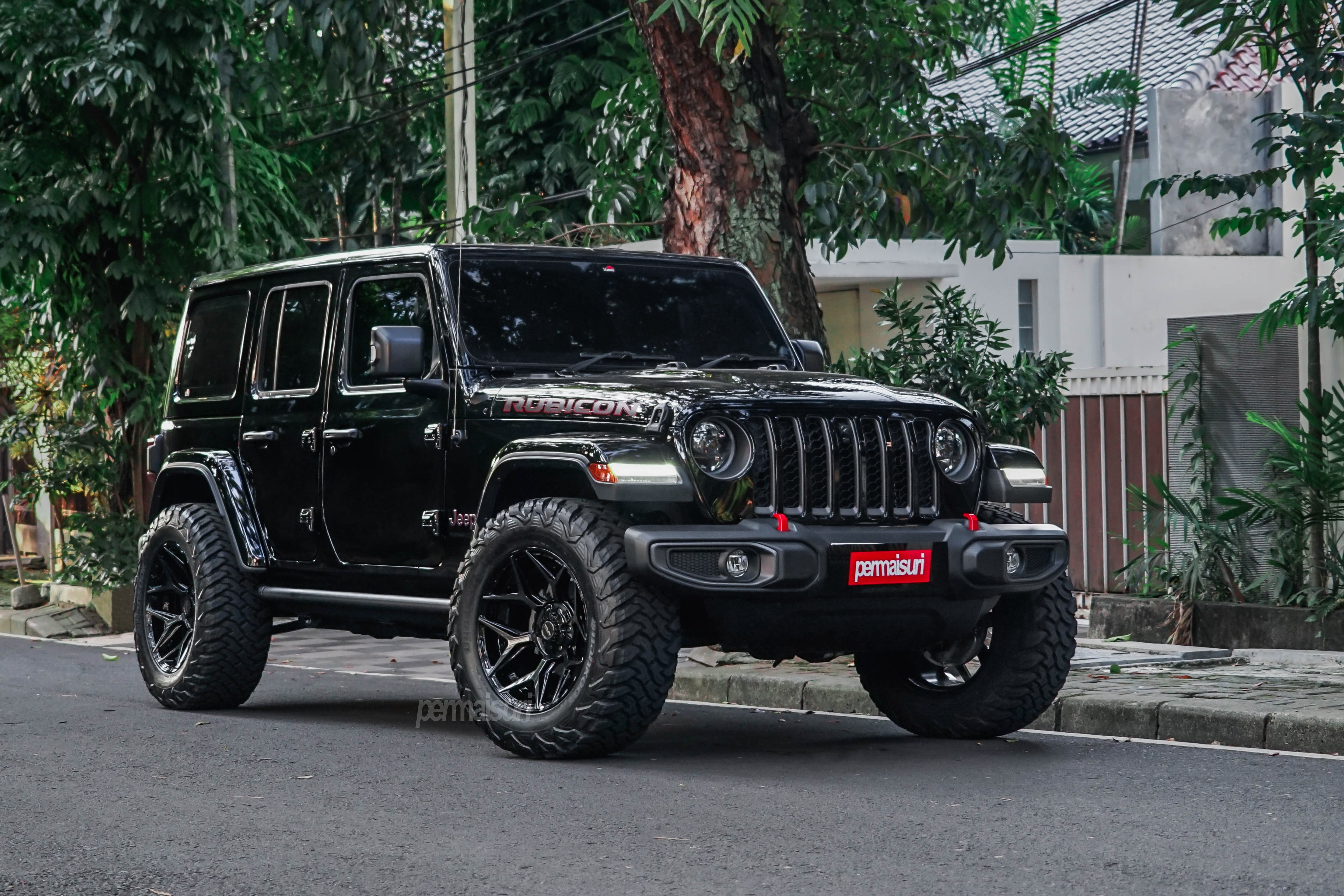 4PLAY 4P06-20100-5D55-18BBT Gen3 20x10 5x5" & 5x5.5" -18et in Brushed Black