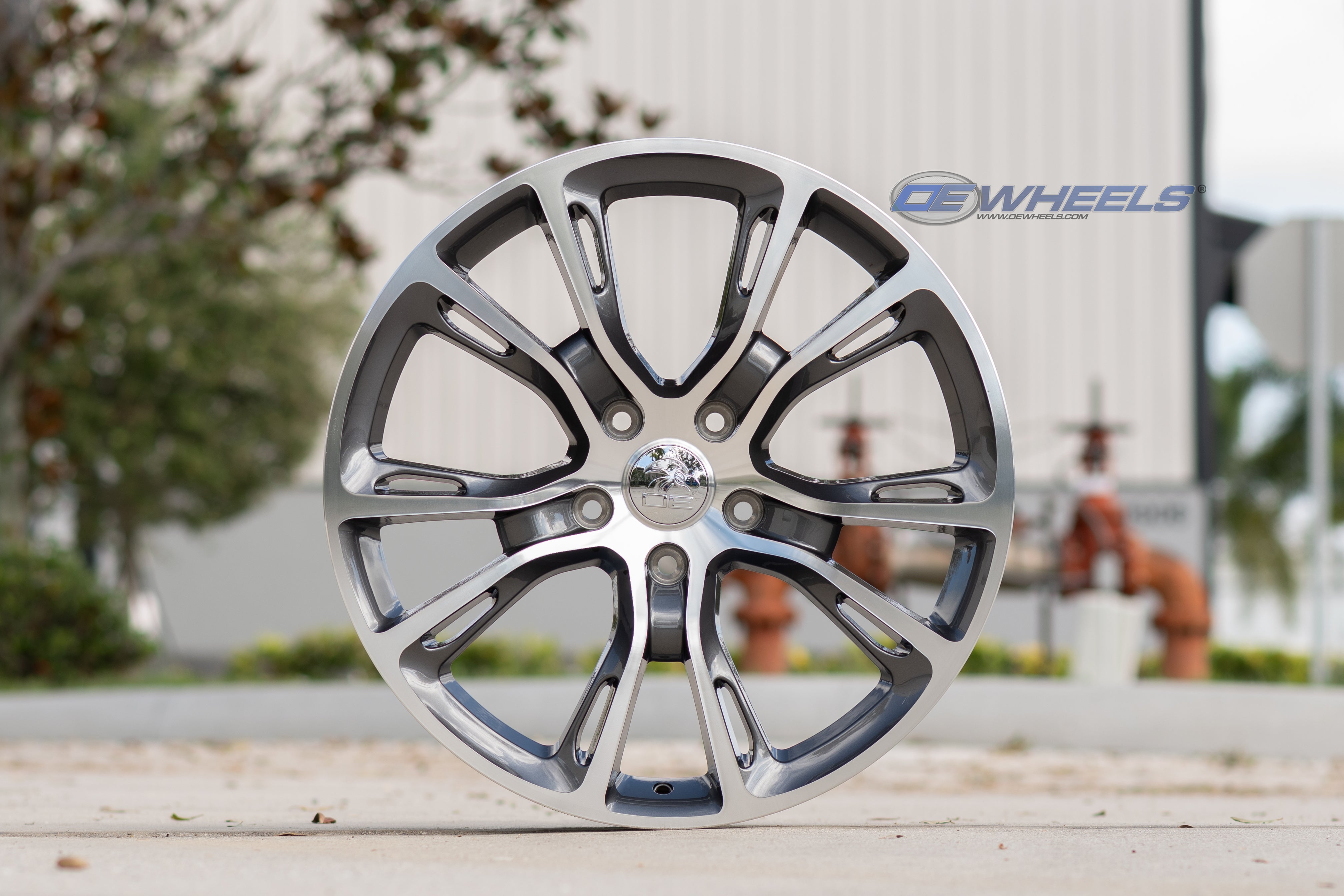 OE Wheels JP16-20085-5500-42MG 20" Replica fits Jeep Grand Cherokee Gunmetal