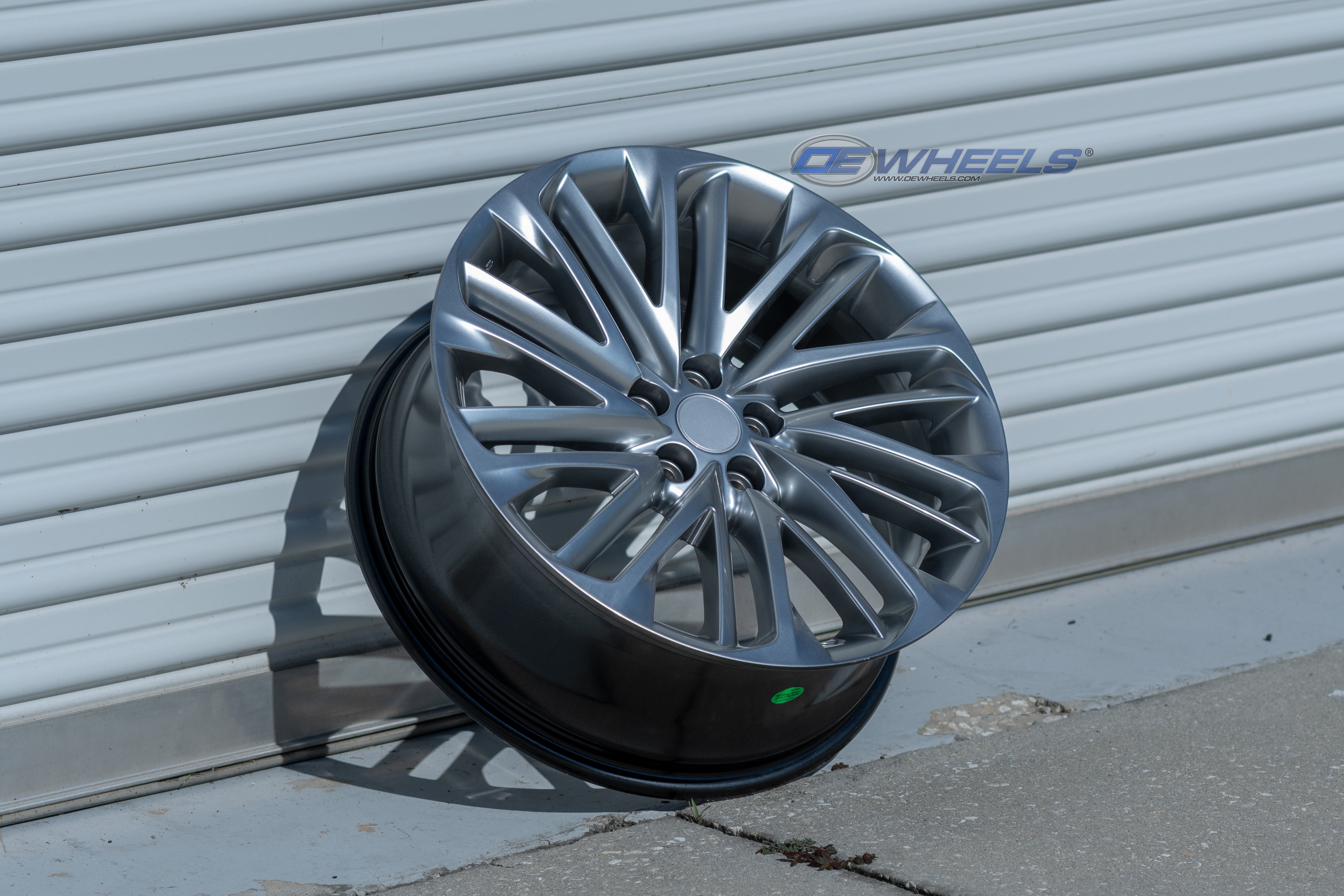 OE Wheels LX58-20080-5450-30HS 20" Replica LX58 fits Lexus 20x8 Hyper Silver