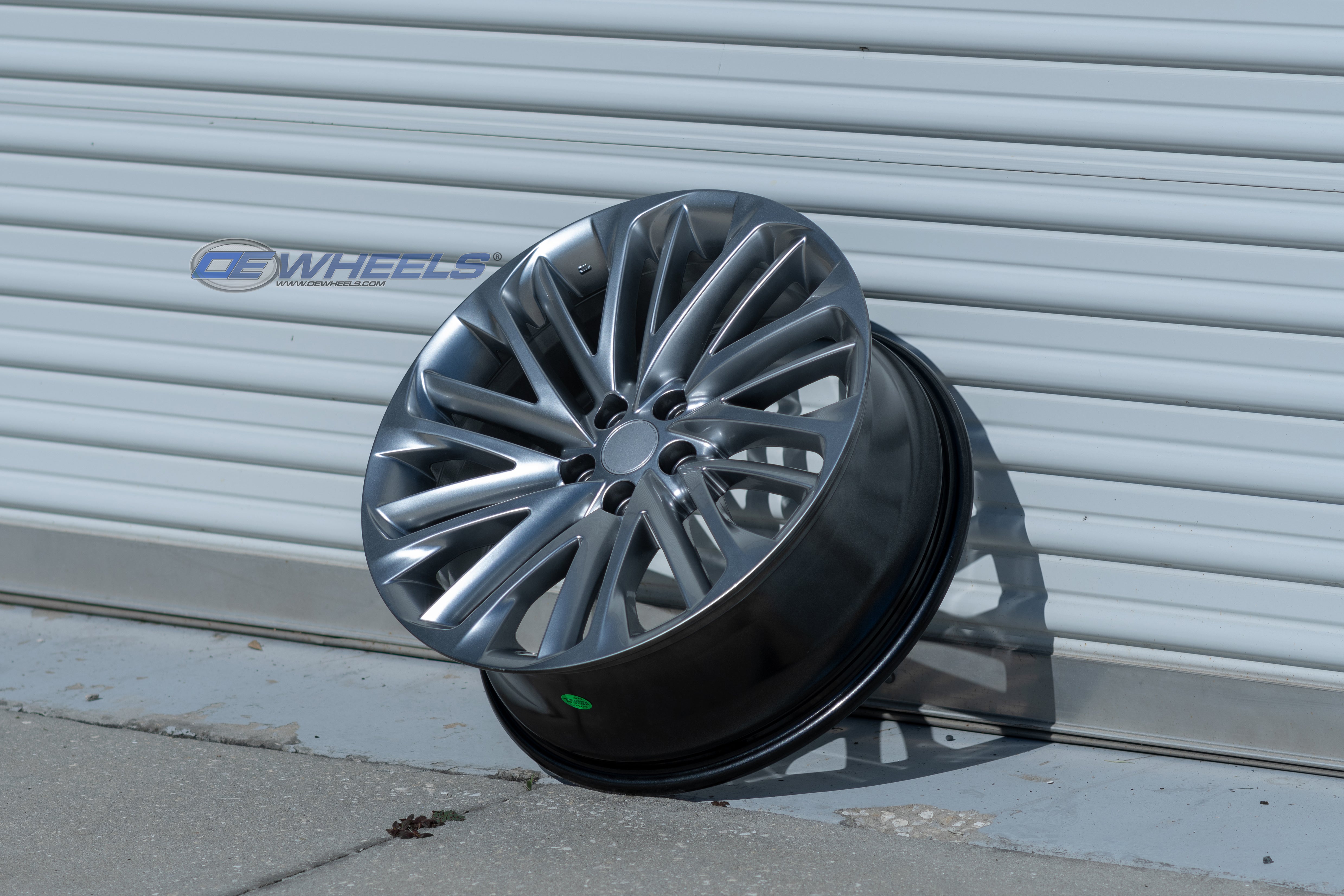 OE Wheels LX58-20080-5450-30HS 20" Replica LX58 fits Lexus 20x8 Hyper Silver