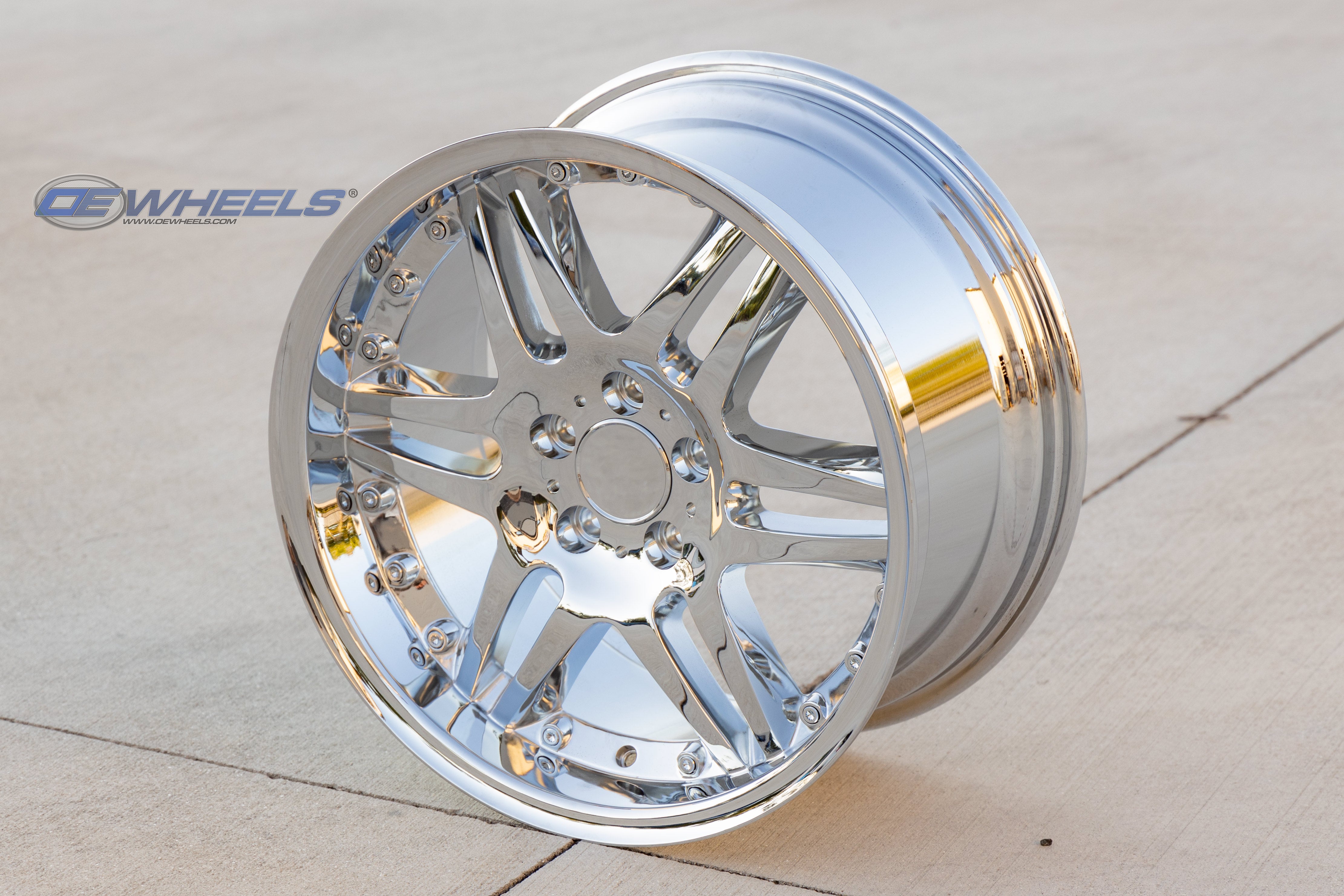 OE Wheels MB09-18085-5112-35C 18" Replica fits Mercedes Benz C Class Chrome