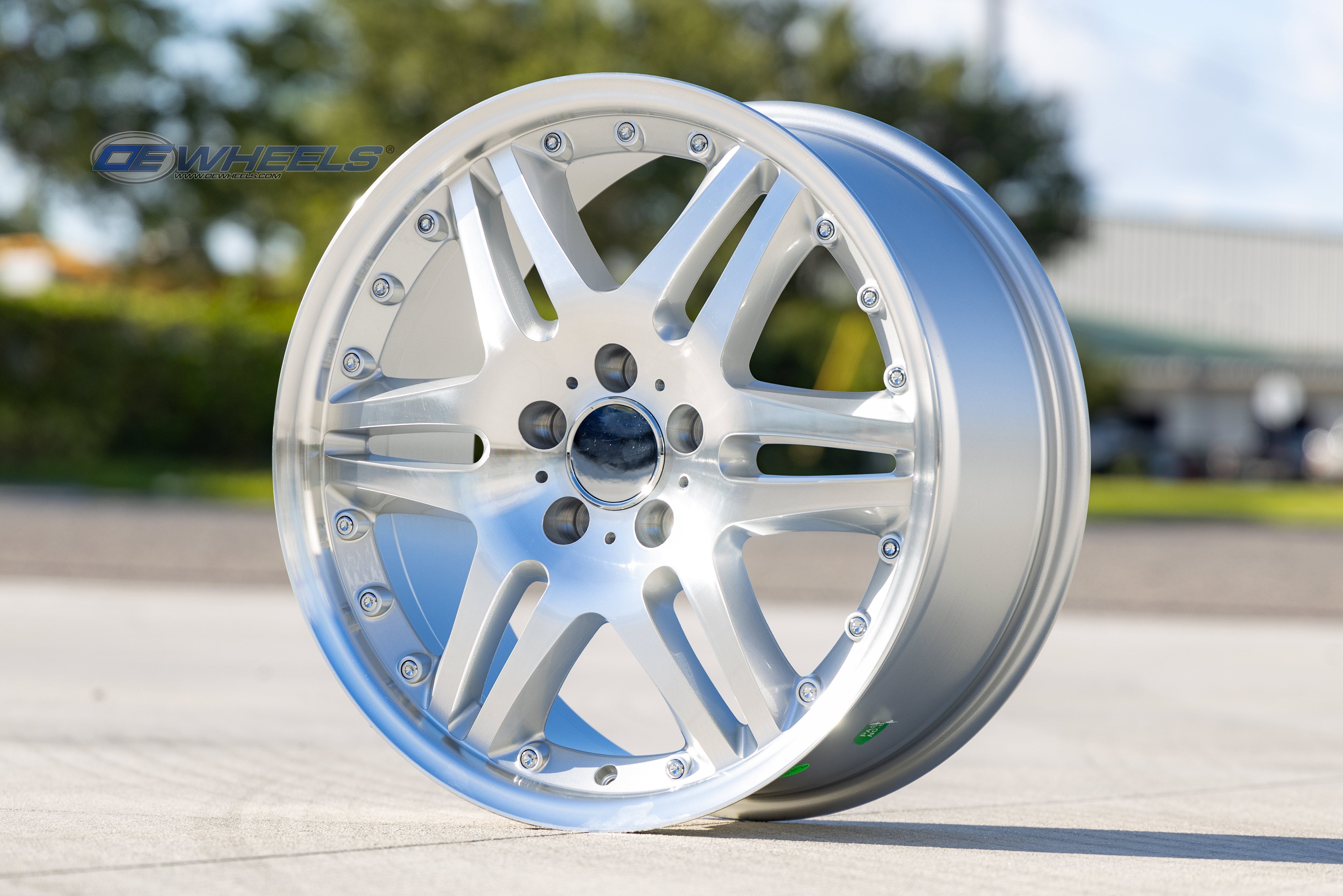 OE Wheels MB09-18085-5112-35MS 18" Replica fits Mercedes Benz C Class Silver