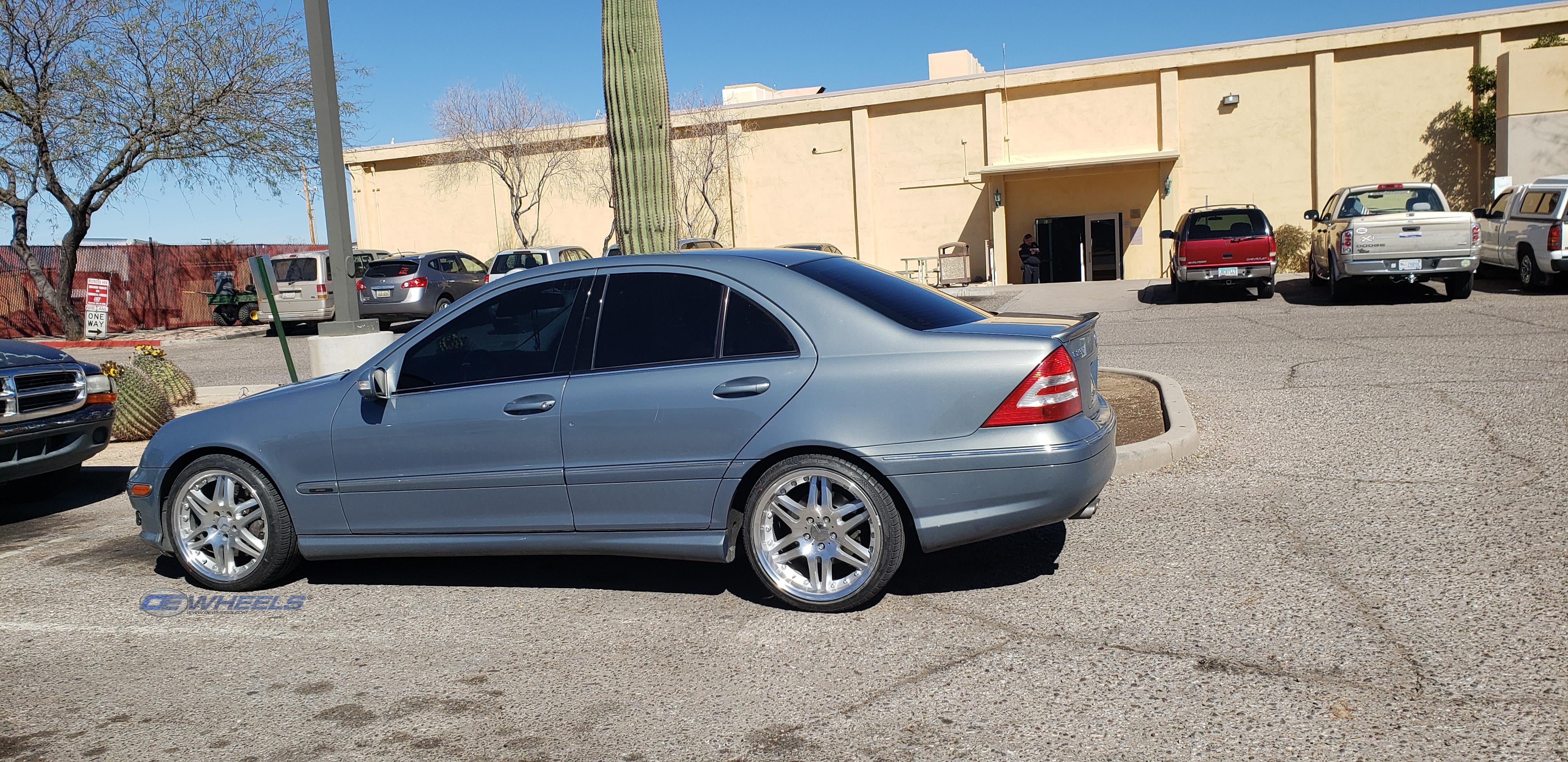 OE Wheels MB09-18085-5112-35MS 18" Replica fits Mercedes Benz C Class Silver