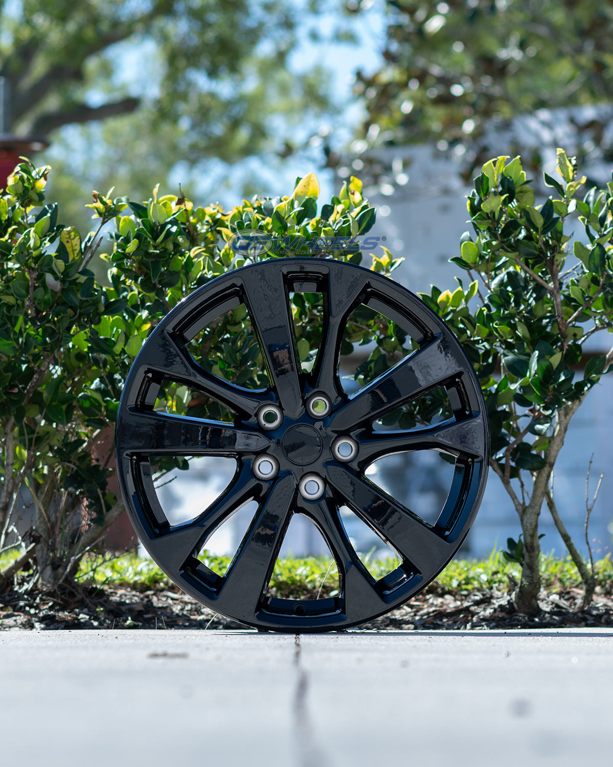 OE Wheels NS30-18075-5450-55B 18" Replica fits Nissan Altima 18x7.5 Gloss Black