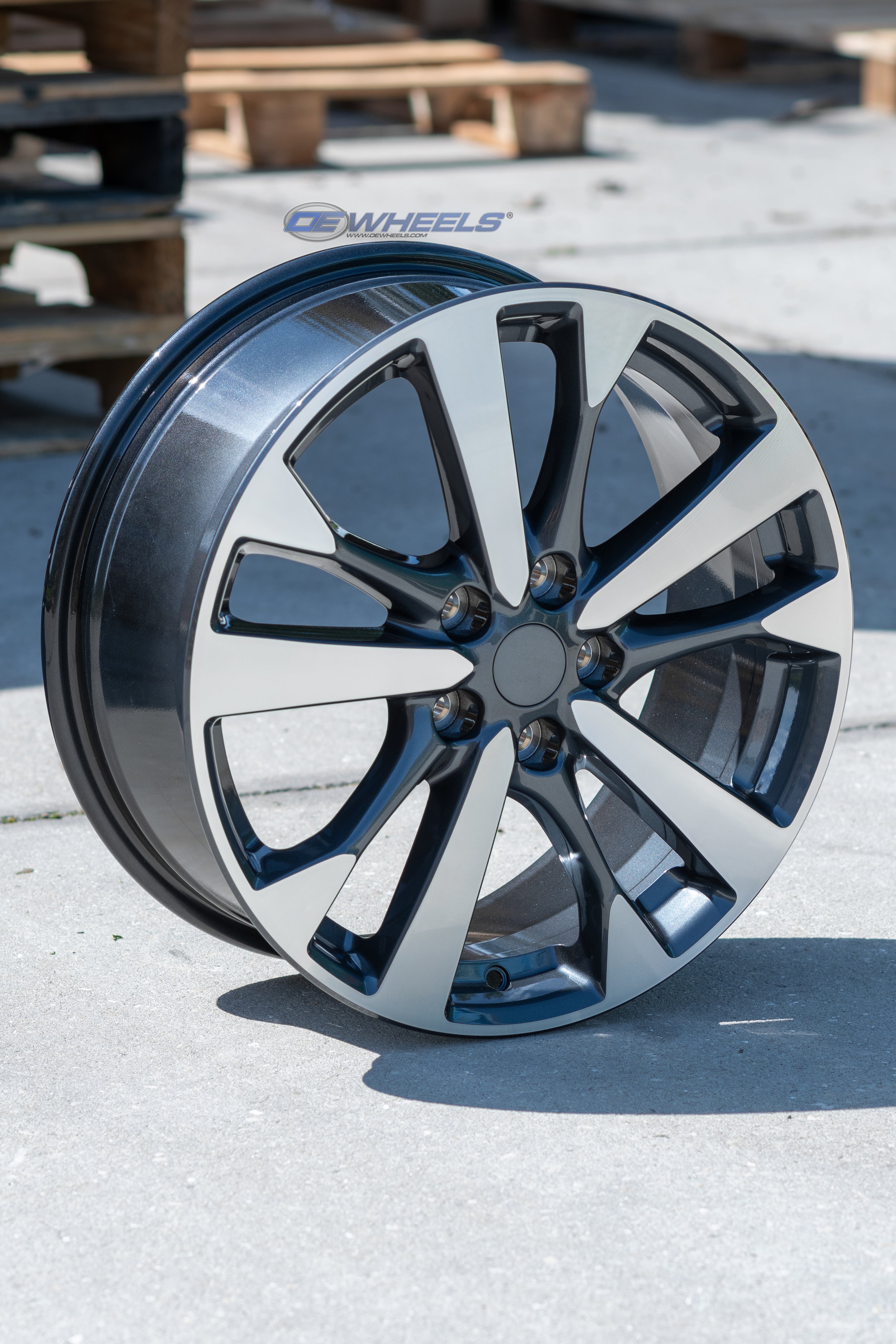 OE Wheels NS30-18075-5450-55MG 18" Replica fits Nissan Altima 18x7.5 Gunmetal