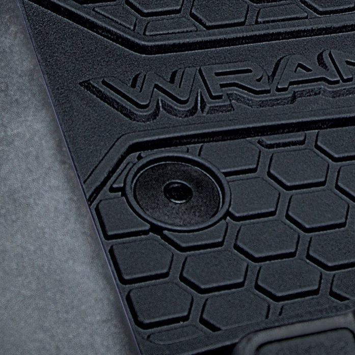 PLASTICOLOR 001803R01 fits JEEP APP SPECIFIC MATS