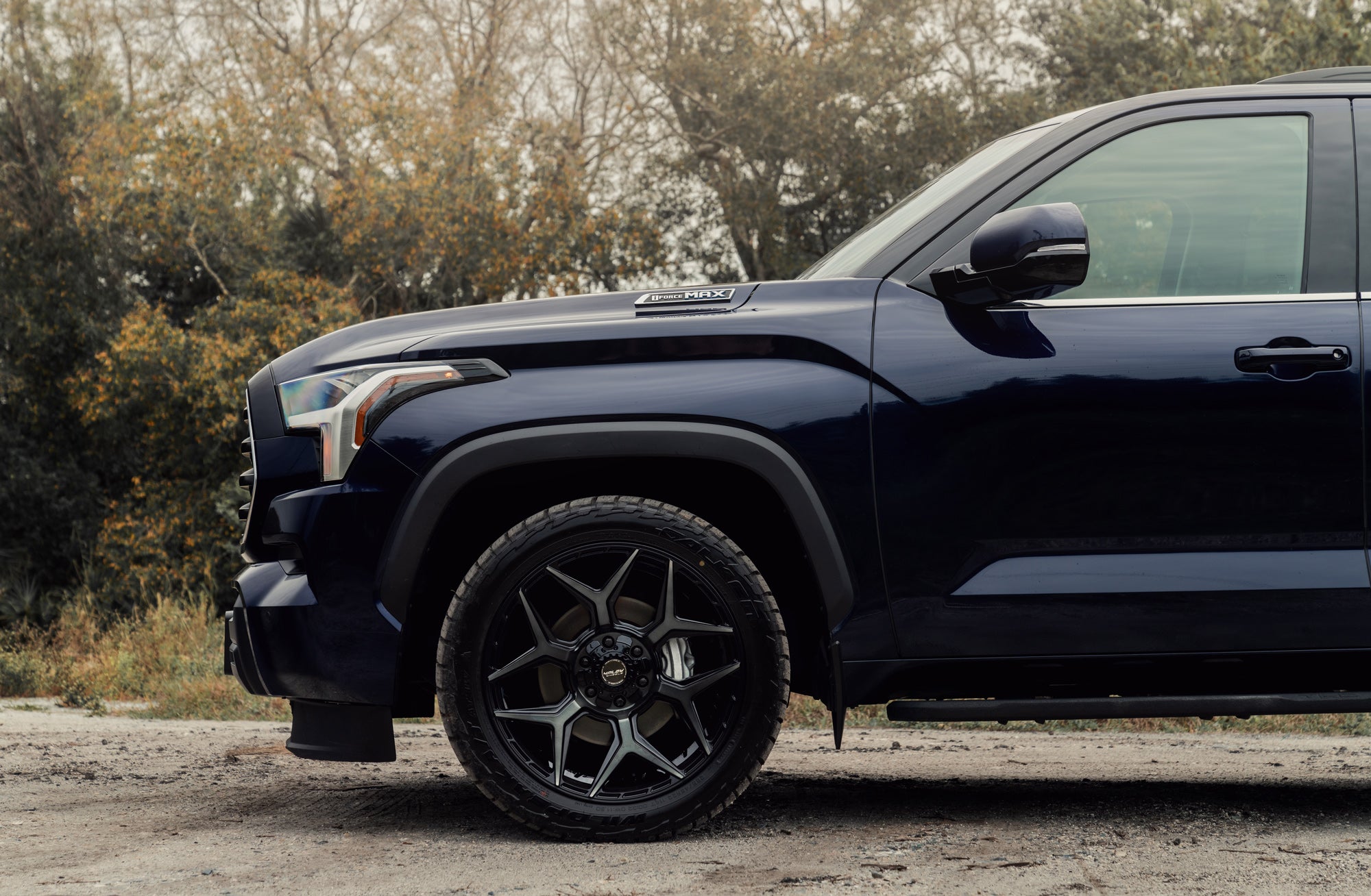 4PLAY 4P06-22090-6D55-12B1 Gen3 22x9 6x5.5 & 6x135mm 12et in Satin Black