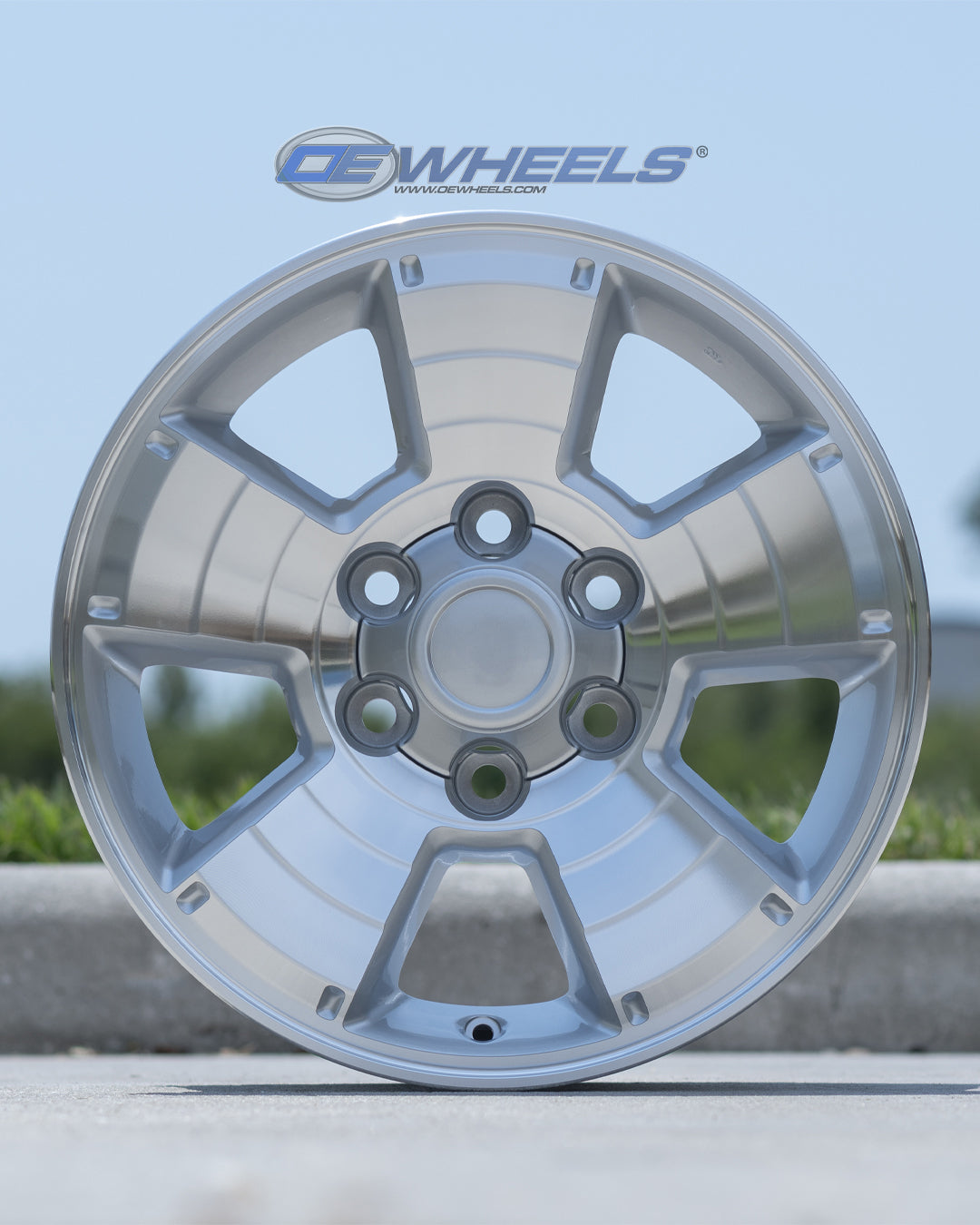 OE Wheels TY09-17075-6550-30MS 17" Replica fits Toyota 4Runner 17x7.5 Silver