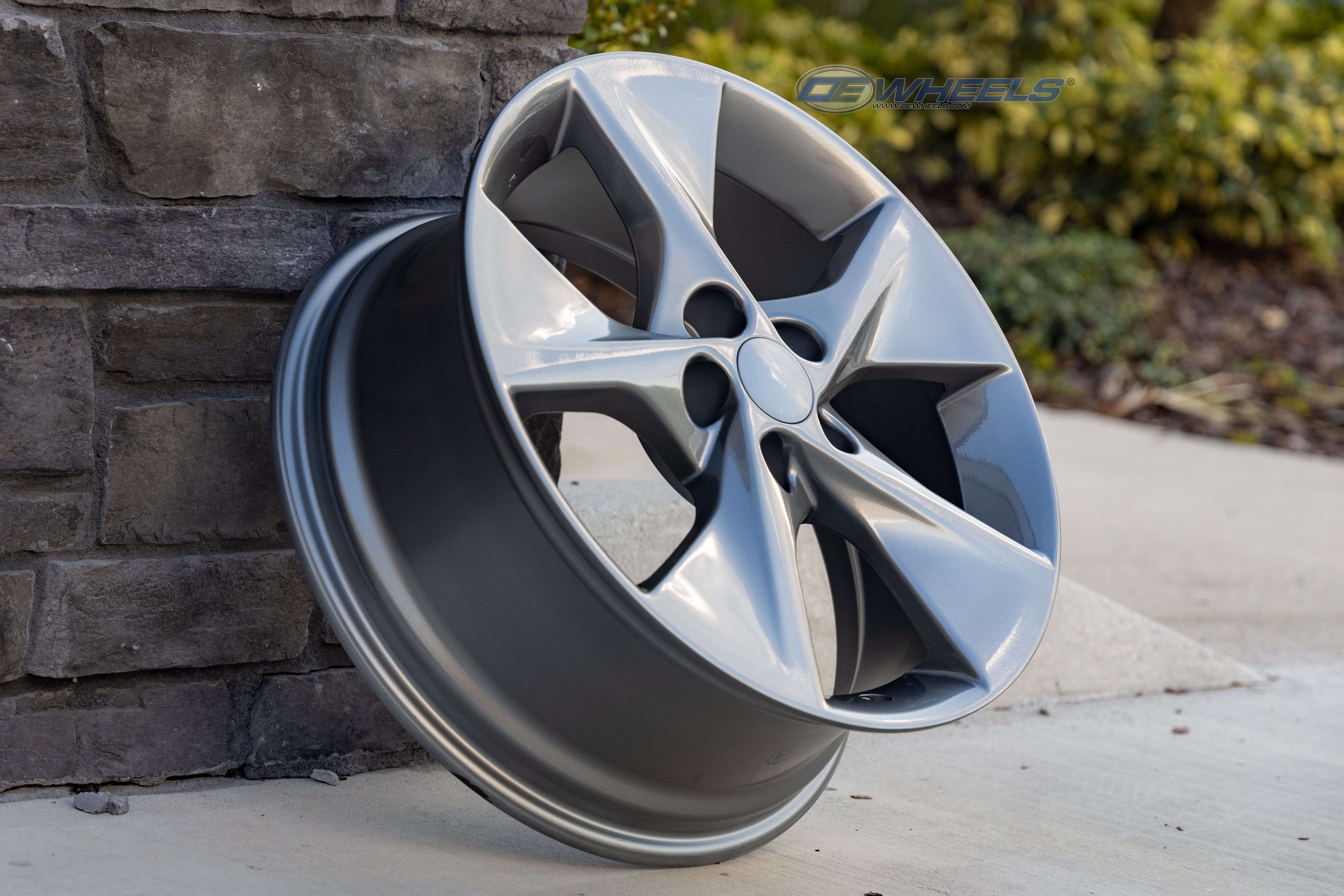 OE Wheels TY12-18075-5450-45G 18" Replica TY12 fits Toyota Camry 18x7.5 Gunmetal