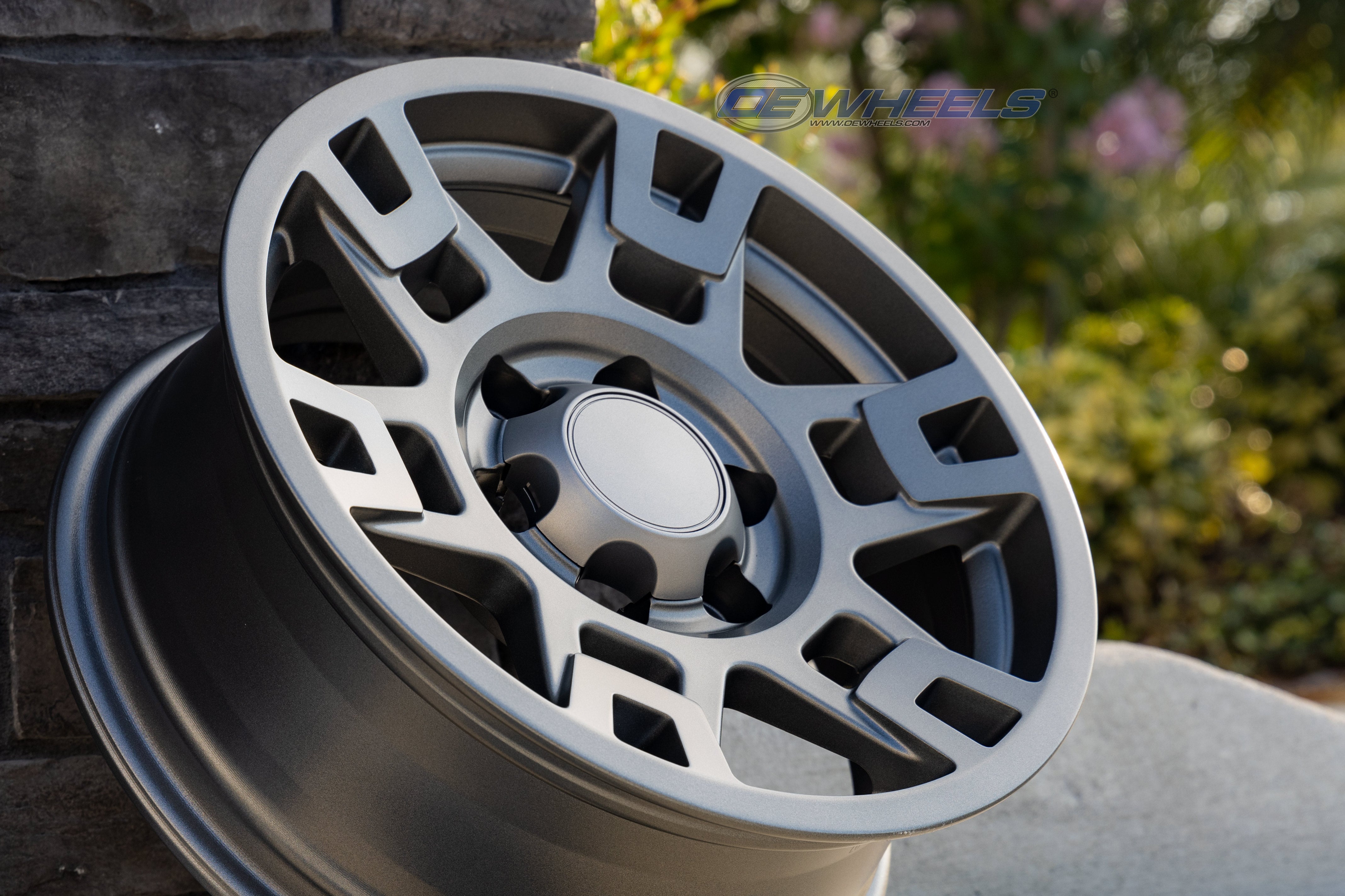 OE Wheels TY16B-17070-6550-4G1 17" Replica fits Toyota 4Runner Satin Graphite