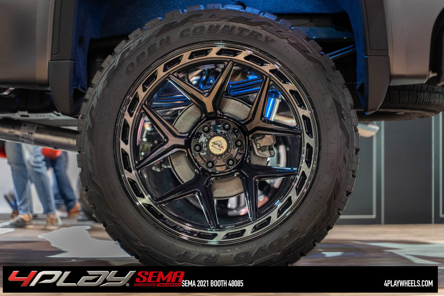 4PLAY 4P55-20120-6D55-44BBT Gen3 20x12 6x135mm & 6x5.5" -44et in Brushed Black