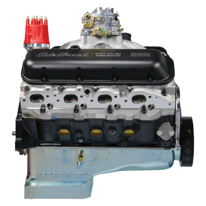 Edelbrock 49550 Crate Engine Edelbrock/Pat Musi 555 RPM XT BBC 675 HP Stock Exhaust Port Location