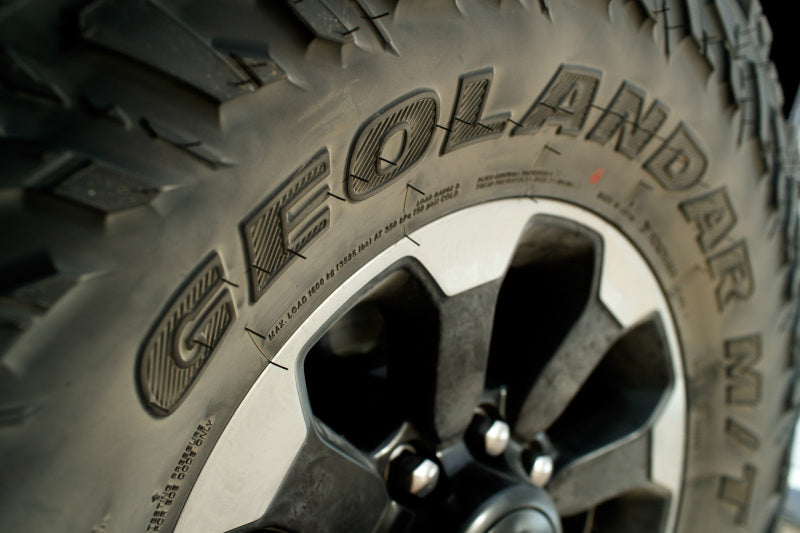 Yokohama Tire 110133375 Yokohama Geolandar M/T G003 Tire - LT285/65R20 127/124Q