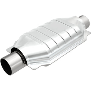 Magnaflow 99559HM Conv Univ 3in Inlet/Outlet Center/Center Oval 12in Body L x 7in W x 16in Overall L