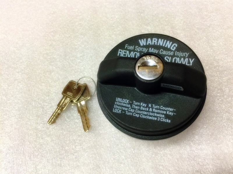 fits Titan Fuel Tanks 9901750 Locking Black Fuel Cap (For Use w/5410040/5410050)