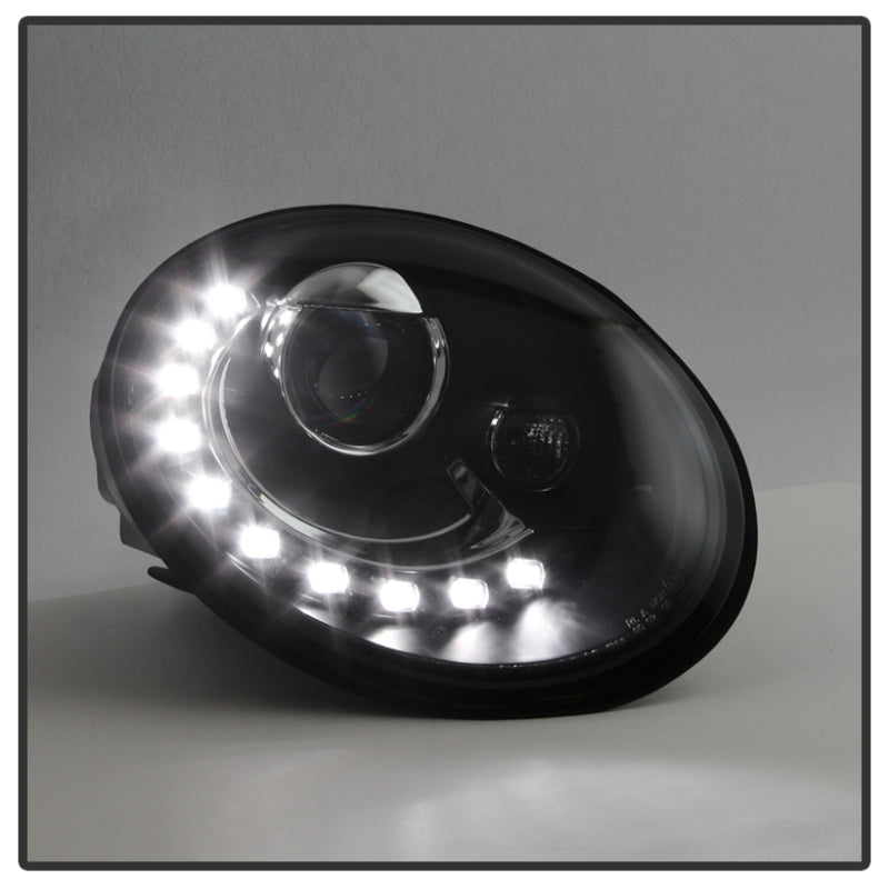 Spyder 5080929 fits Volkswagen 06-10 Beetle Projector Headlights DRL LED Black