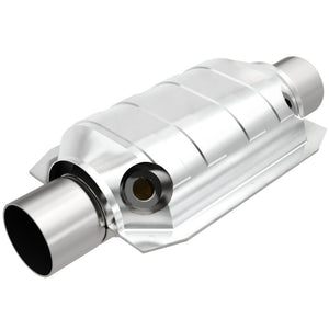 Magnaflow 94165 Conv Univ 2.25 W/Dual O2 Boss