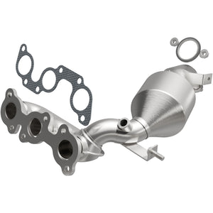 Magnaflow 5582834 04-06 fits Toyota Sienna 3.3L Direct Fit Converter