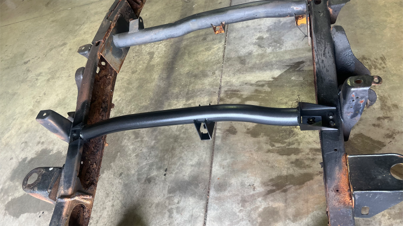 RustBuster RB7330 Rust Buster 1999-2004 + 2006 fits Chevy Silverado 1500 ward Fuel Tank Crossmember