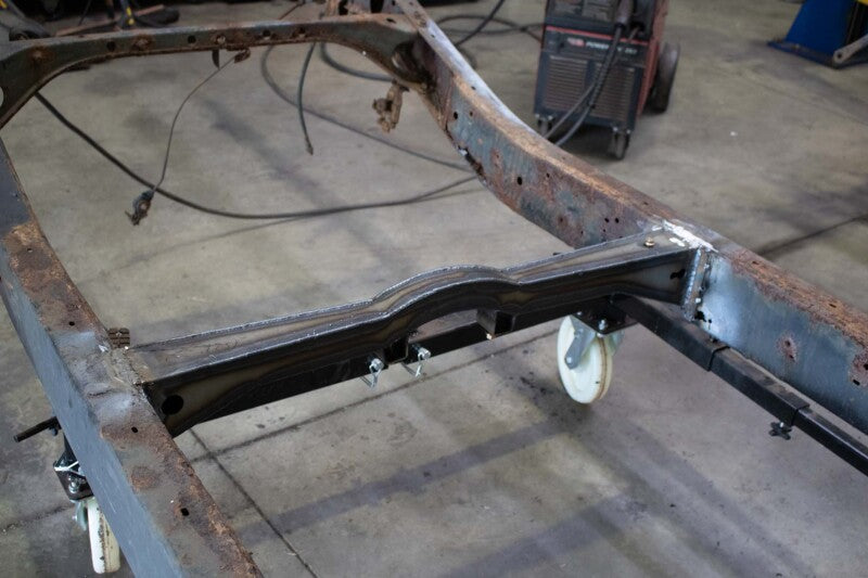 RustBuster RB7125 Center Crossmember