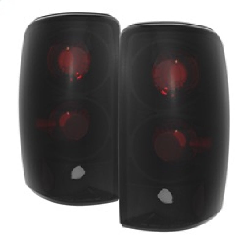 Spyder 5077998 fits Chevy 00-06 Suburban/Tahoe 1500/2500 Euro Style Tail Lights