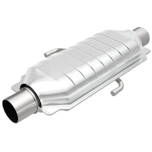 Magnaflow 95025 Conv Univ 2Air 19.5X7X4 2.25X2.25