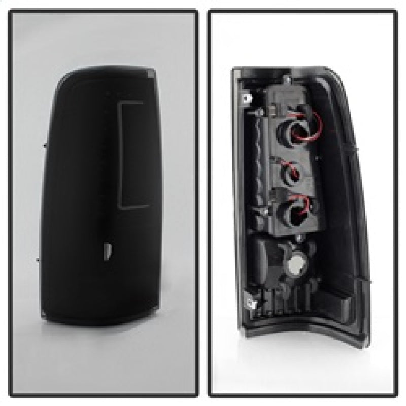 xTune 9039218 03-06 fits Chevy Silverado 1500 (w/o Stepside) LED Tail Lights -
