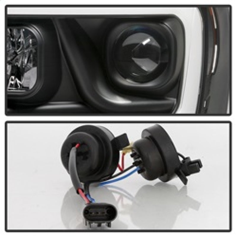 Spyder 5085306 fits Dodge 06-08 Ram 1500 V2 Projector Headlights - Light Bar DR