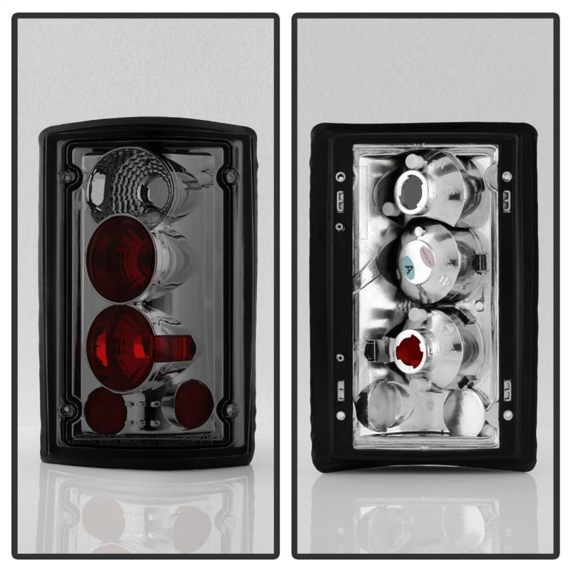 Spyder 5002945 fits Ford 00-06 Excursion /Econoline 150/250/350/450/550 95-06 E