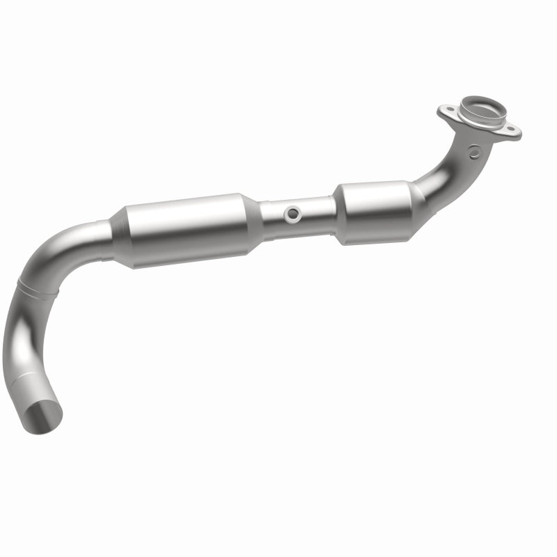 Magnaflow 4583087 03-04 fits Ford Expedition 5.4L Direct Fit Converter
