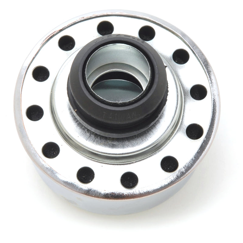Edelbrock 4405 Chrm Breather and Grommet
