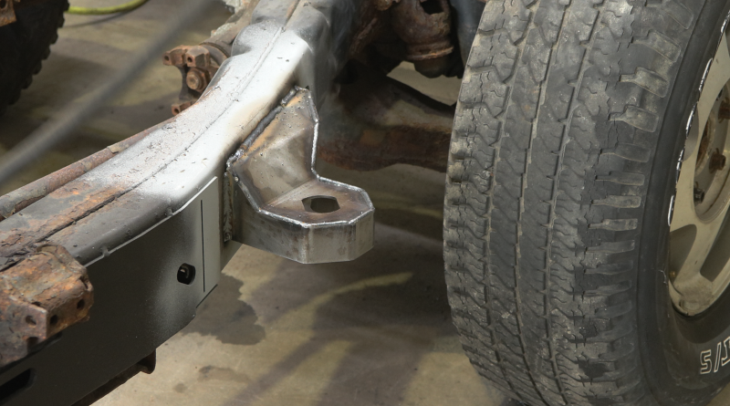 RustBuster RB7509R Rust Buster 2004-2012 fits Chevy Colorado & GMC Canyon Front Cab Body Mount - Right
