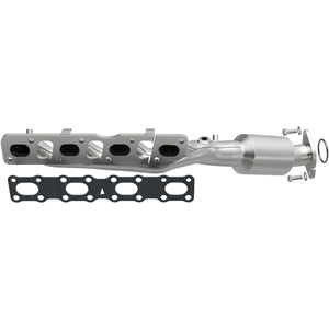 Magnaflow 4451501 Direct-Fit SS Catalytic Converter 04-06 fits Nissan Titan 5.6L V8 (California)