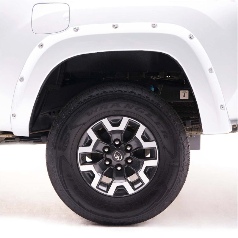 EGR 791574-GAZ 14+ Chev fits Silverado 6-8ft Bed Bolt-On Look Color Match Fender Flares - Set - Summit White