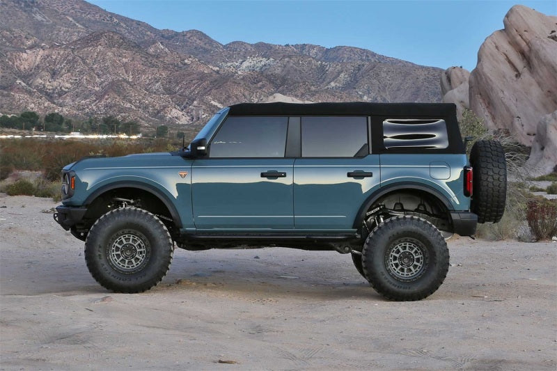 Fabtech FTS22357 21-24 fits Ford Bronco 5in Lift System - Component Box 1