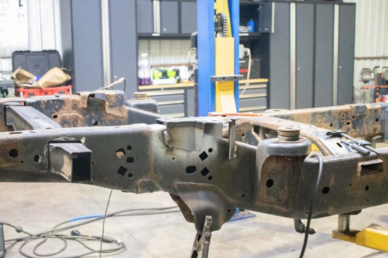 RustBuster RB7018L Front Bed Mount Left Side