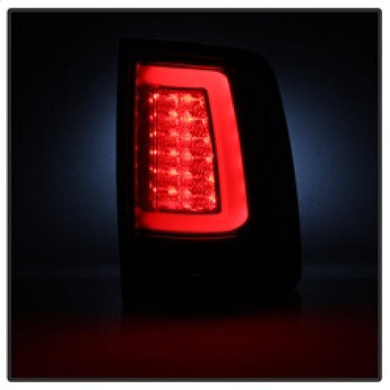 Spyder 5084071 fits Dodge 13-14 Ram 1500 LED Tail Lights - Red Clear ALT-YD-DRA