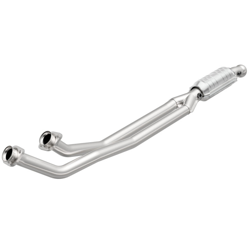 MagnaFlow 23954 Conv fits Volvo 6.5X4 2/2.5