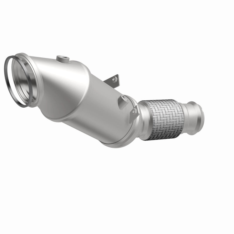 Magnaflow 280543 18-22 fits BMW 530e OEM Grade Federal / EPA Compliant Direct-Fit Catalytic Converter