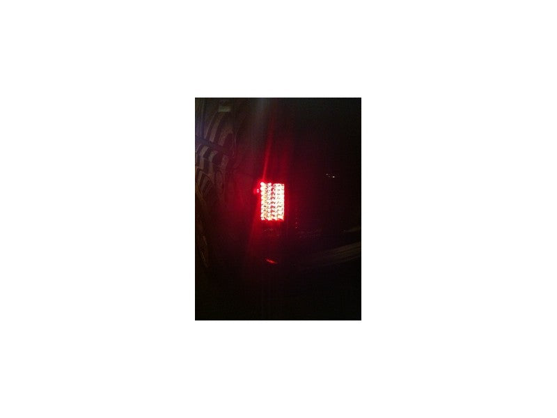 Spyder 5005526 fits Jeep 05-06 Grand Cherokee LED Tail Lights Black ALT-YD-JGC0