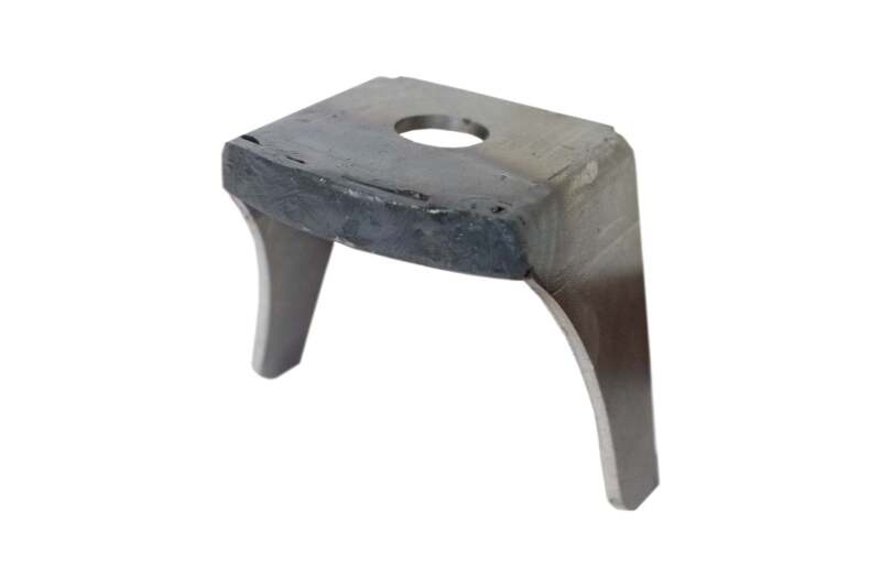 RustBuster RB7143 Rear Body/Bed Mount