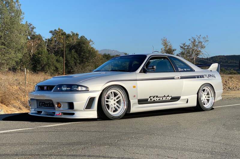 GReddy 14028103 fits NISSAN SKYLINE R33 FRONT FENDER BRACE
