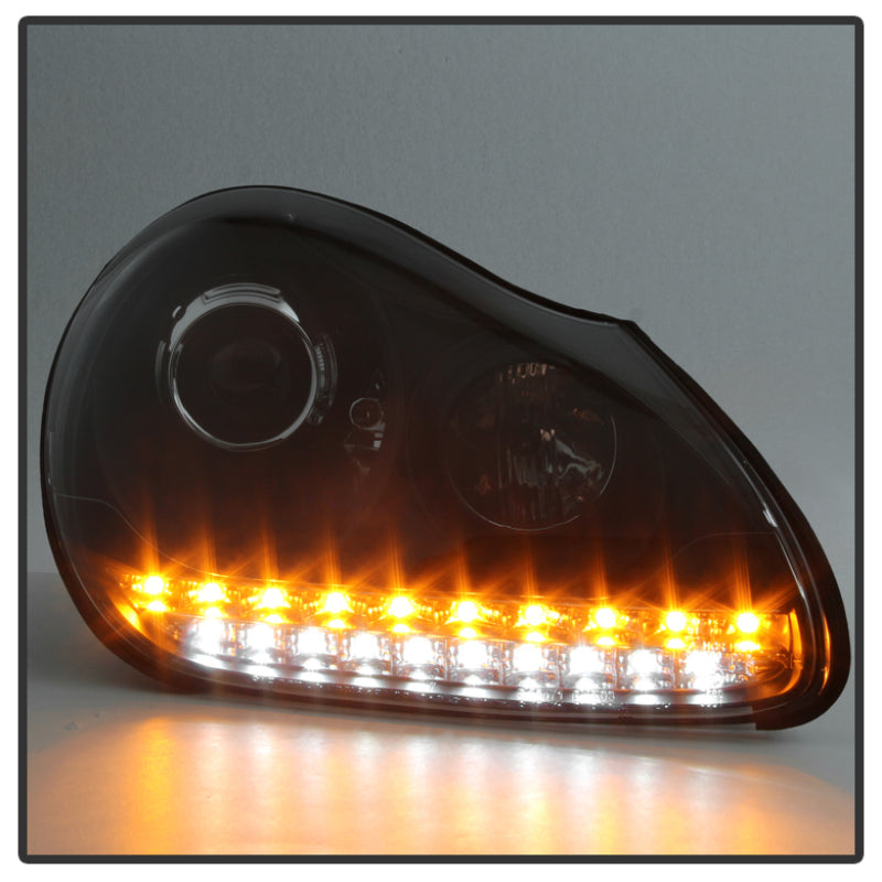 Spyder 5080967 fits Porsche 03-06 Cayenne Projector Xenon/HID Model- DRL LED Bl