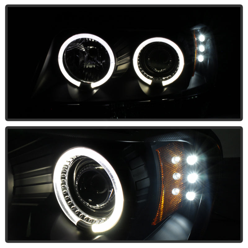 Spyder 5078568 fits Jeep 99-04 Grand Cherokee Projector Headlights LED Halo LED